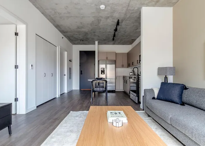 River North 1br W Terrace Grills Yoga Chi-1032 Chicago